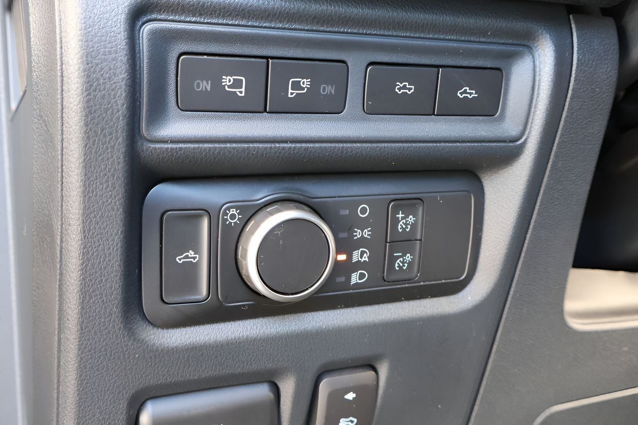 2022 Ford F-150 Lightning Lariat