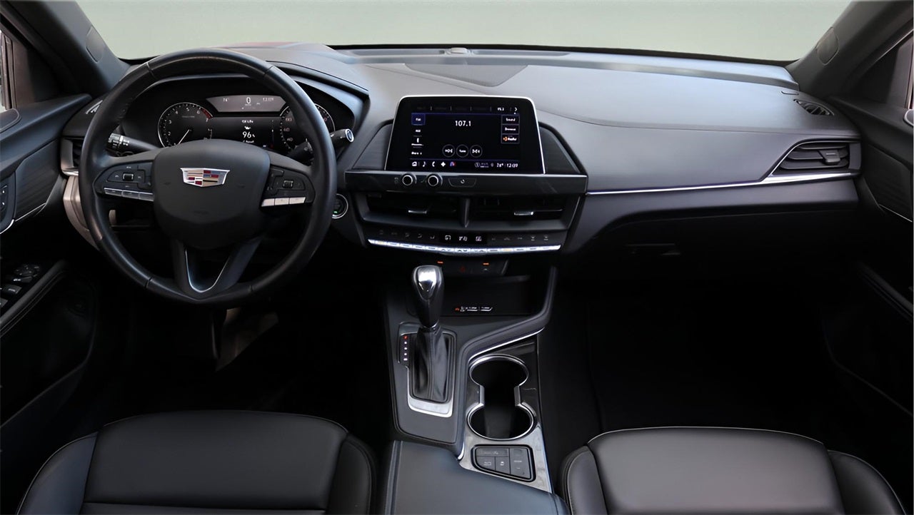 2023 Cadillac CT4 Luxury