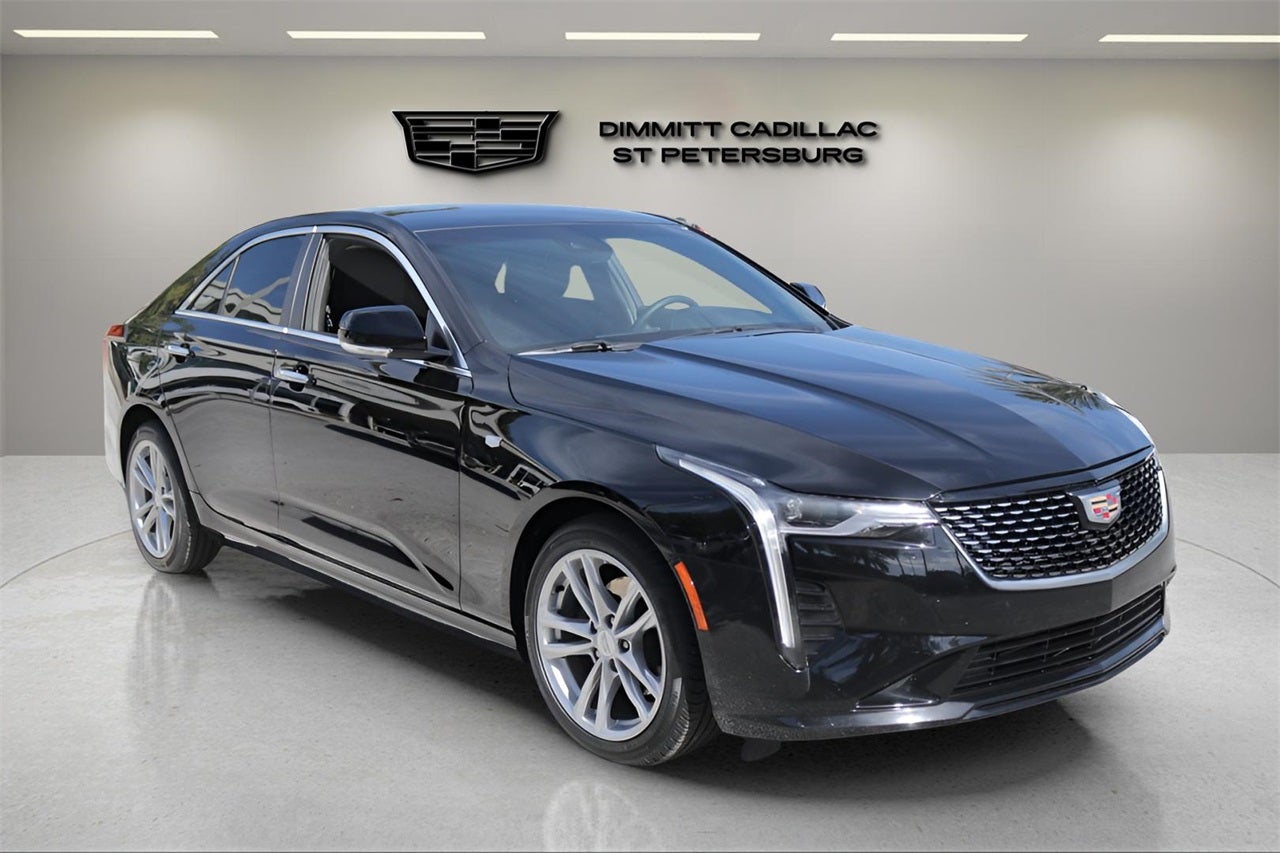 2023 Cadillac CT4 Luxury