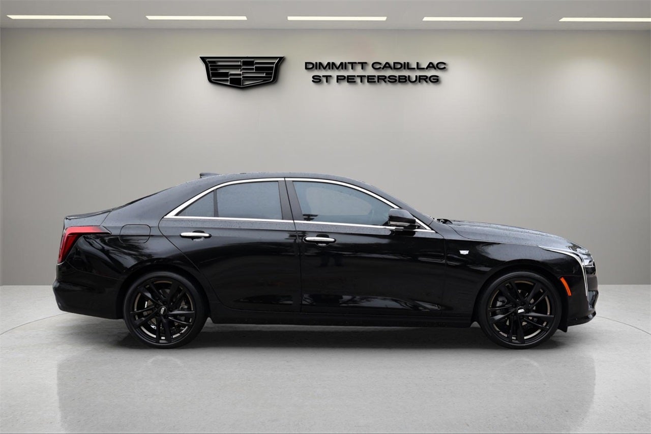 2023 Cadillac CT4 Luxury