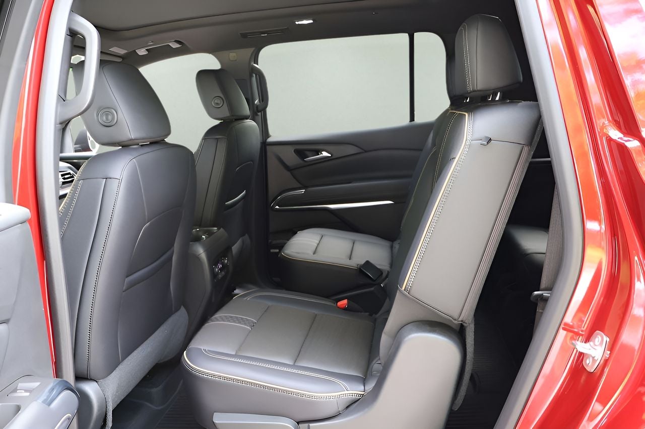 2025 Chevrolet Traverse High Country