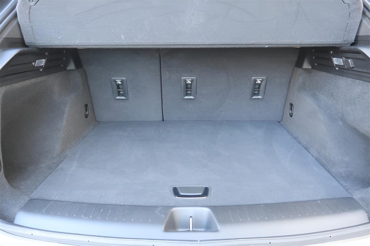 2024 Cadillac XT4 Luxury