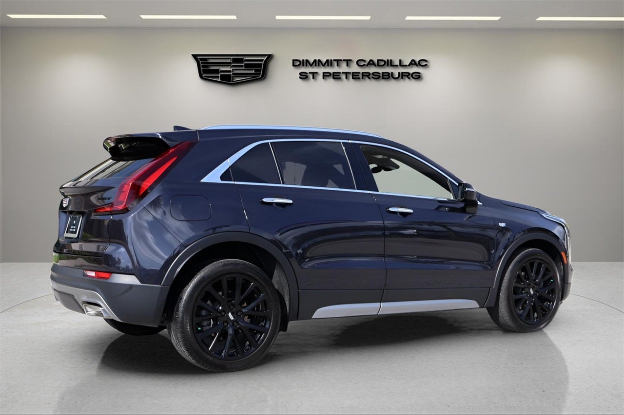 2023 Cadillac XT4 Premium Luxury