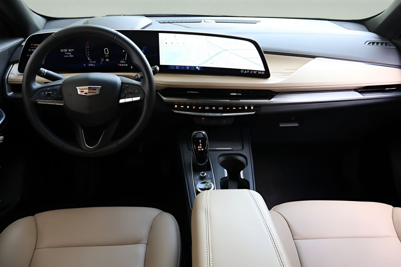 2025 Cadillac XT4 Premium Luxury