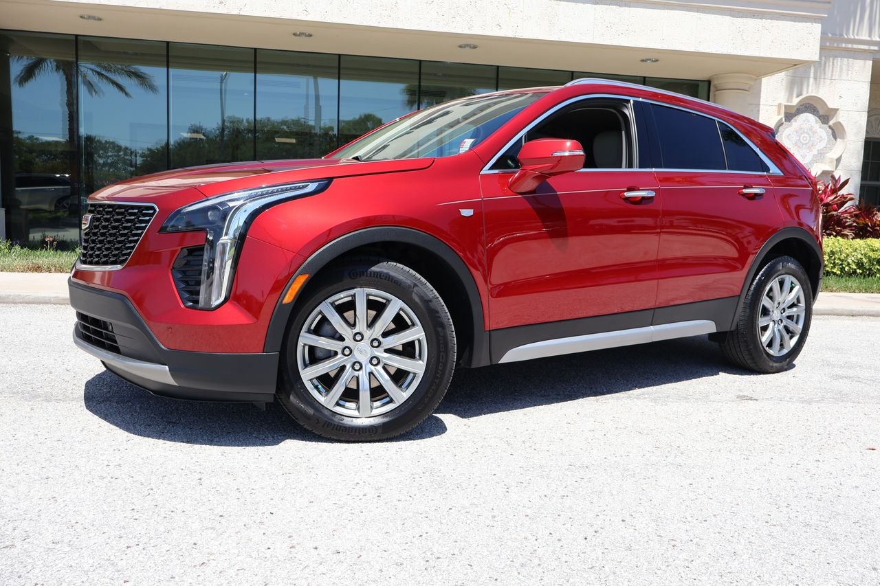 2023 Cadillac XT4 Premium Luxury
