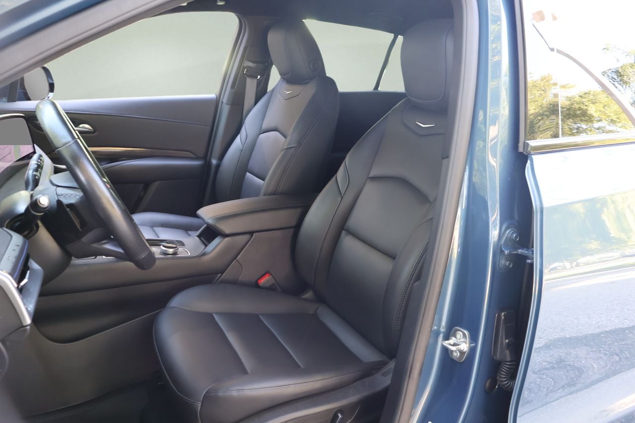 2025 Cadillac XT4 Sport