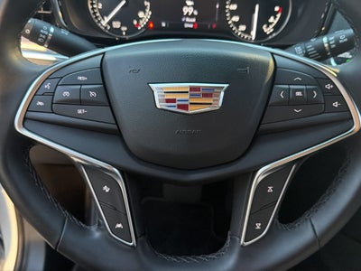 2025 Cadillac XT5 Luxury