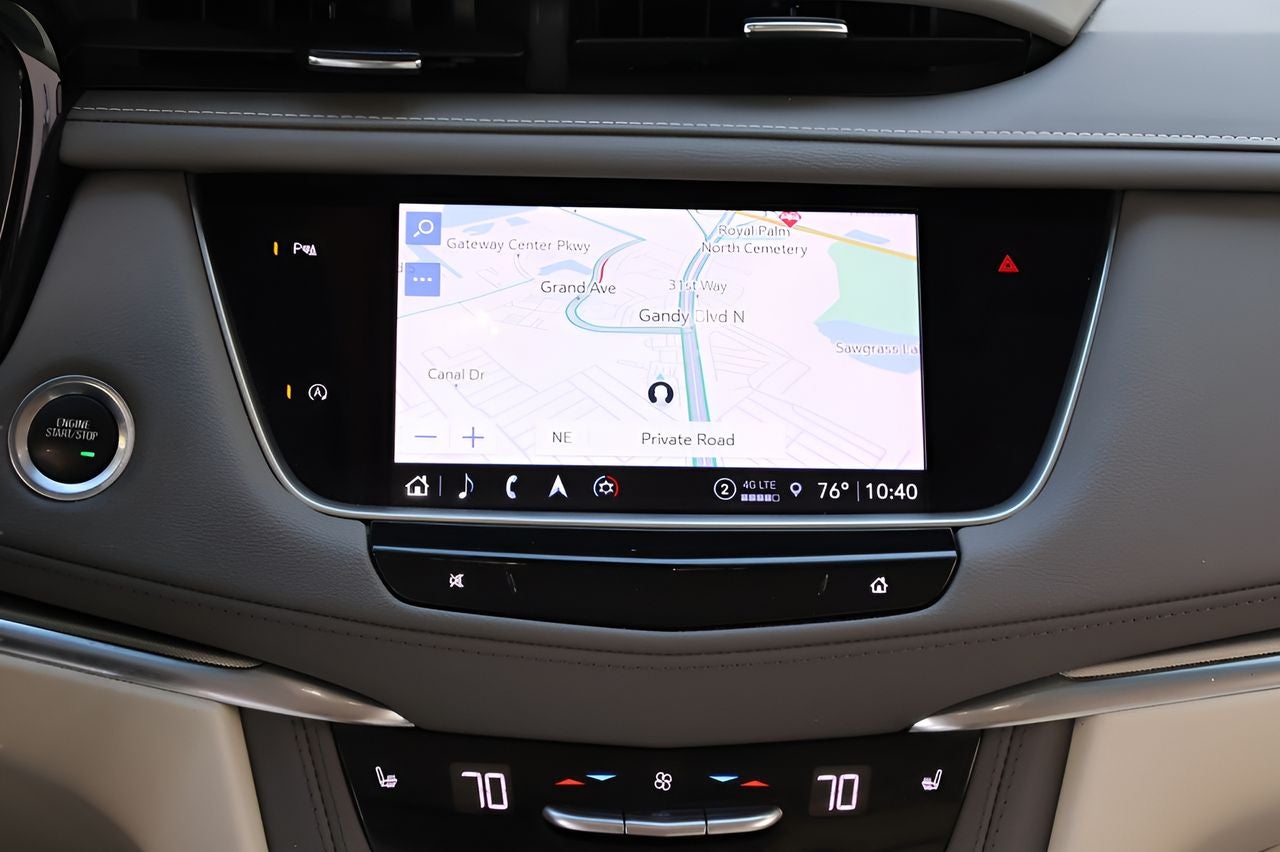 2022 Cadillac XT5 Premium Luxury