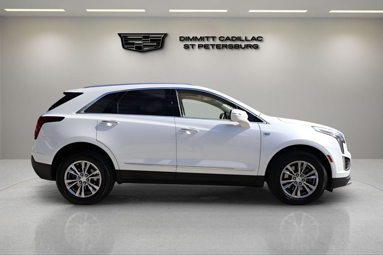 2022 Cadillac XT5 Premium Luxury