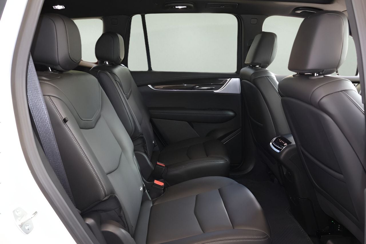 2025 Cadillac XT6 Sport