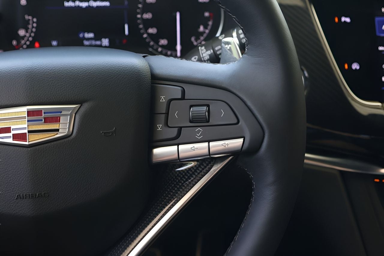 2025 Cadillac XT6 Sport