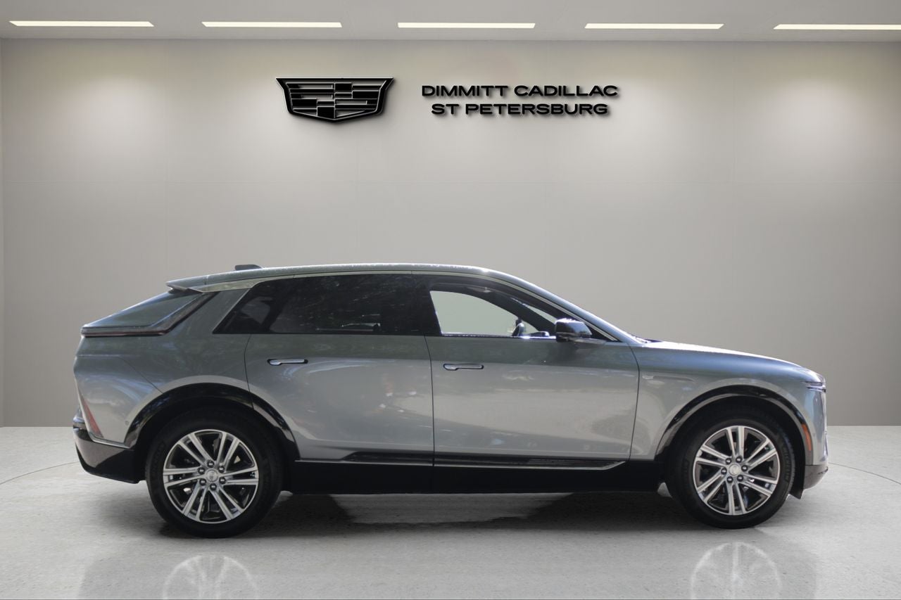 2024 Cadillac LYRIQ Tech