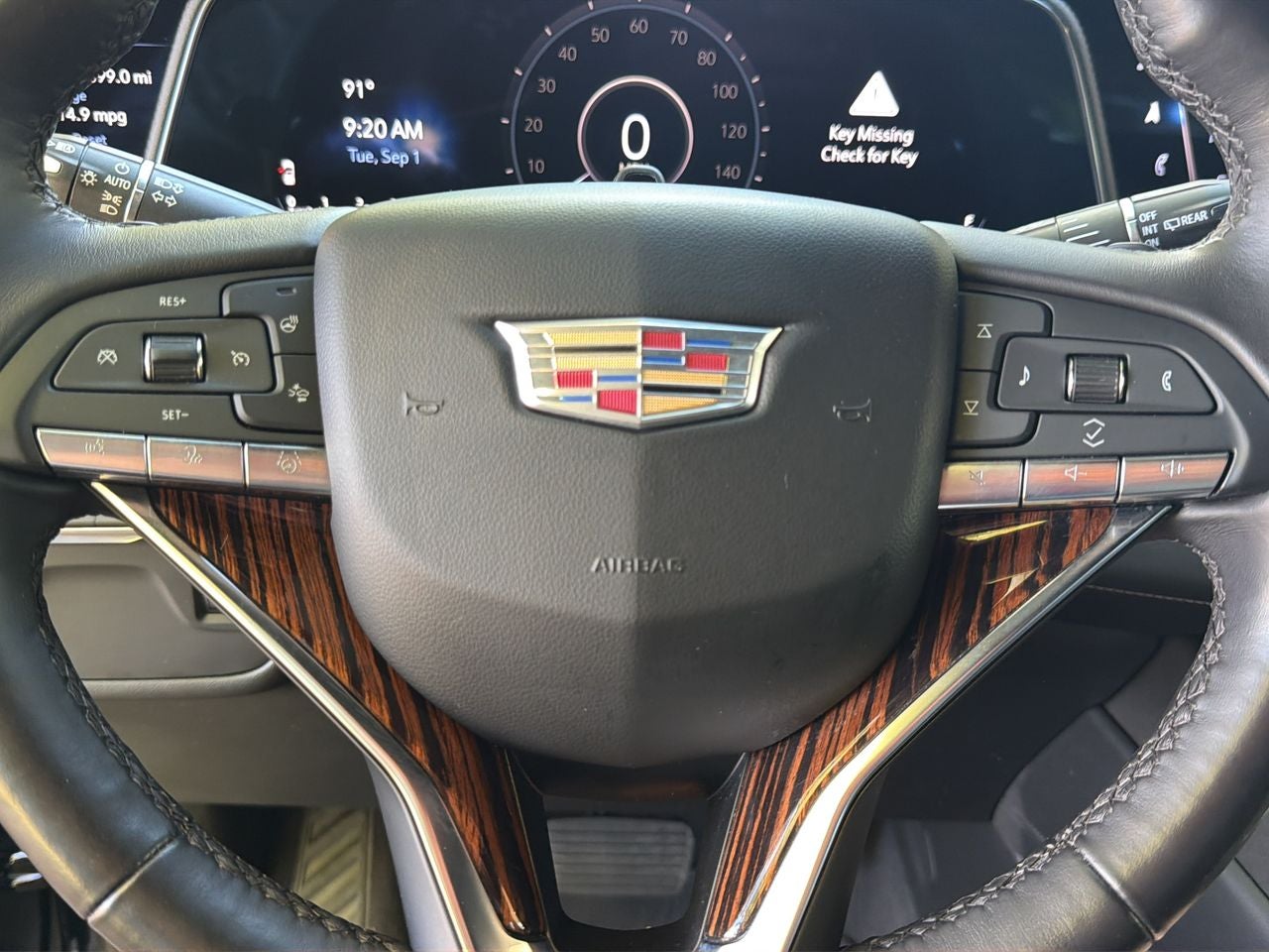 2022 Cadillac Escalade Premium Luxury