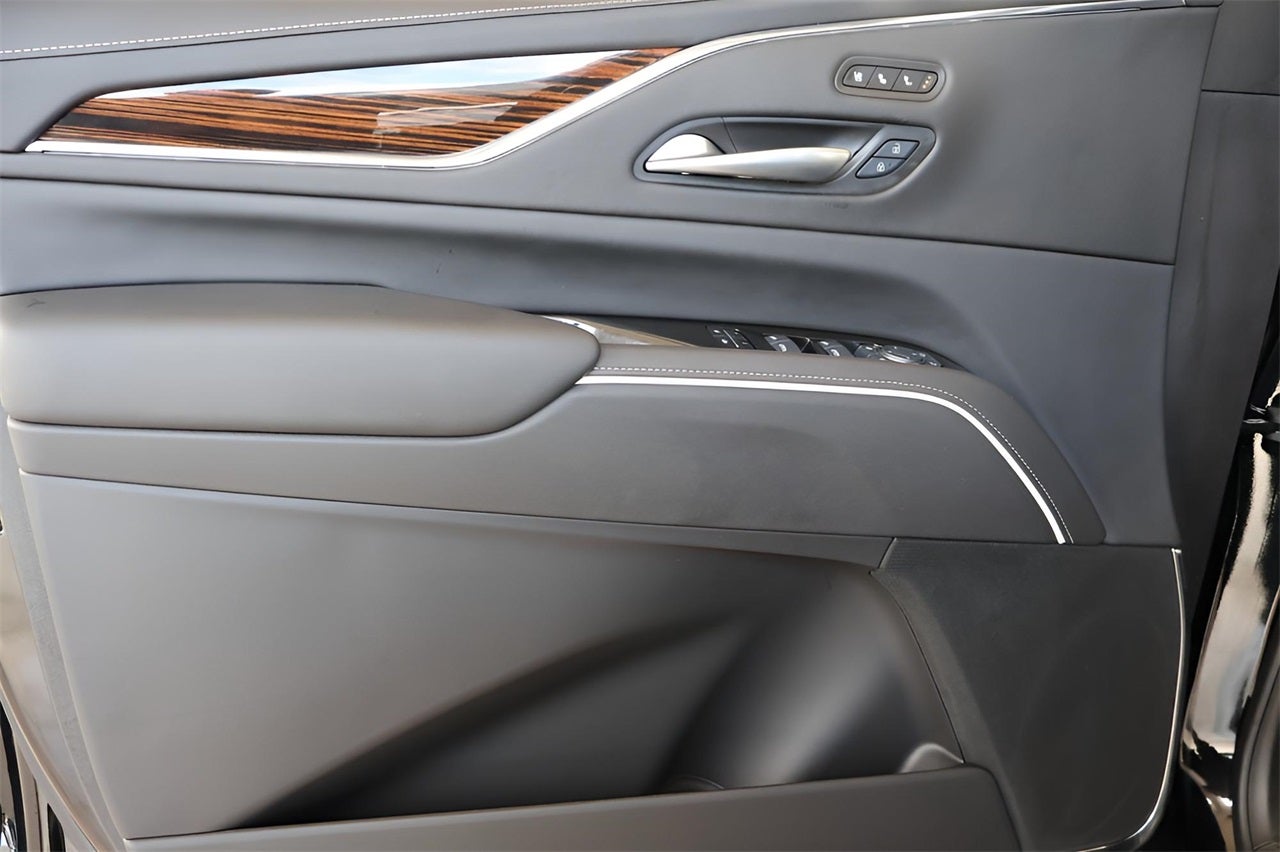 2024 Cadillac Escalade ESV Premium