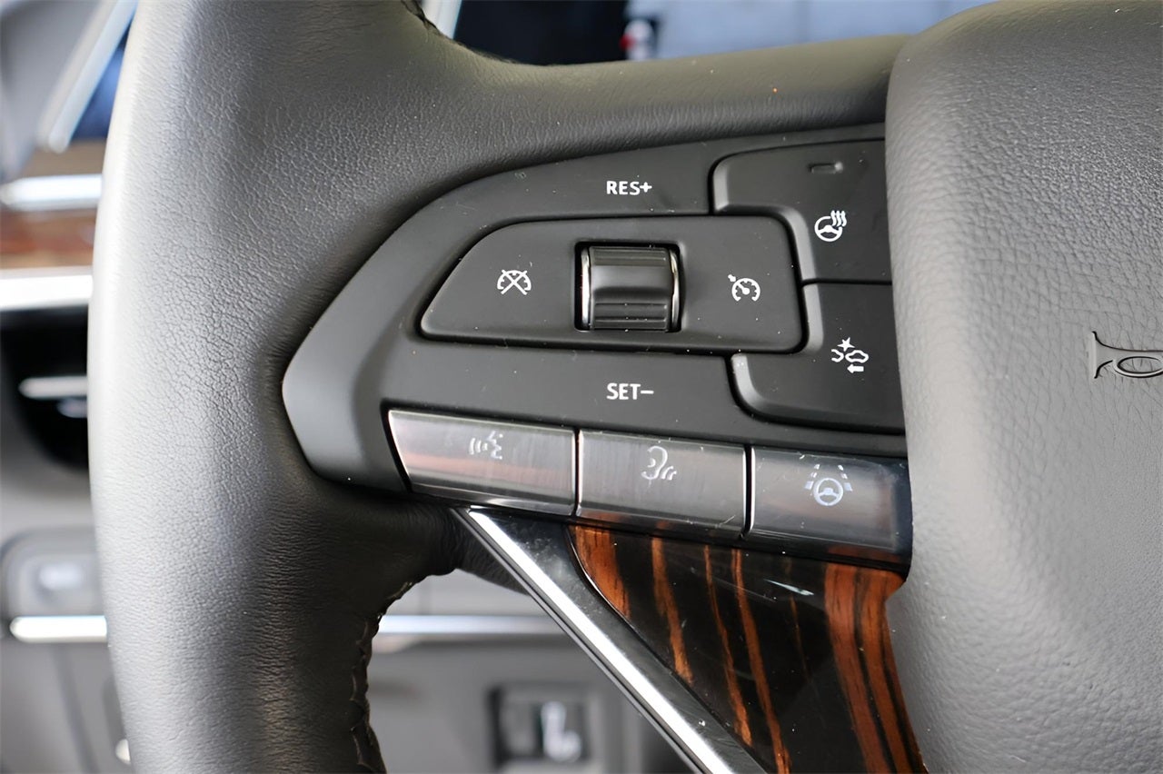 2024 Cadillac Escalade ESV Premium