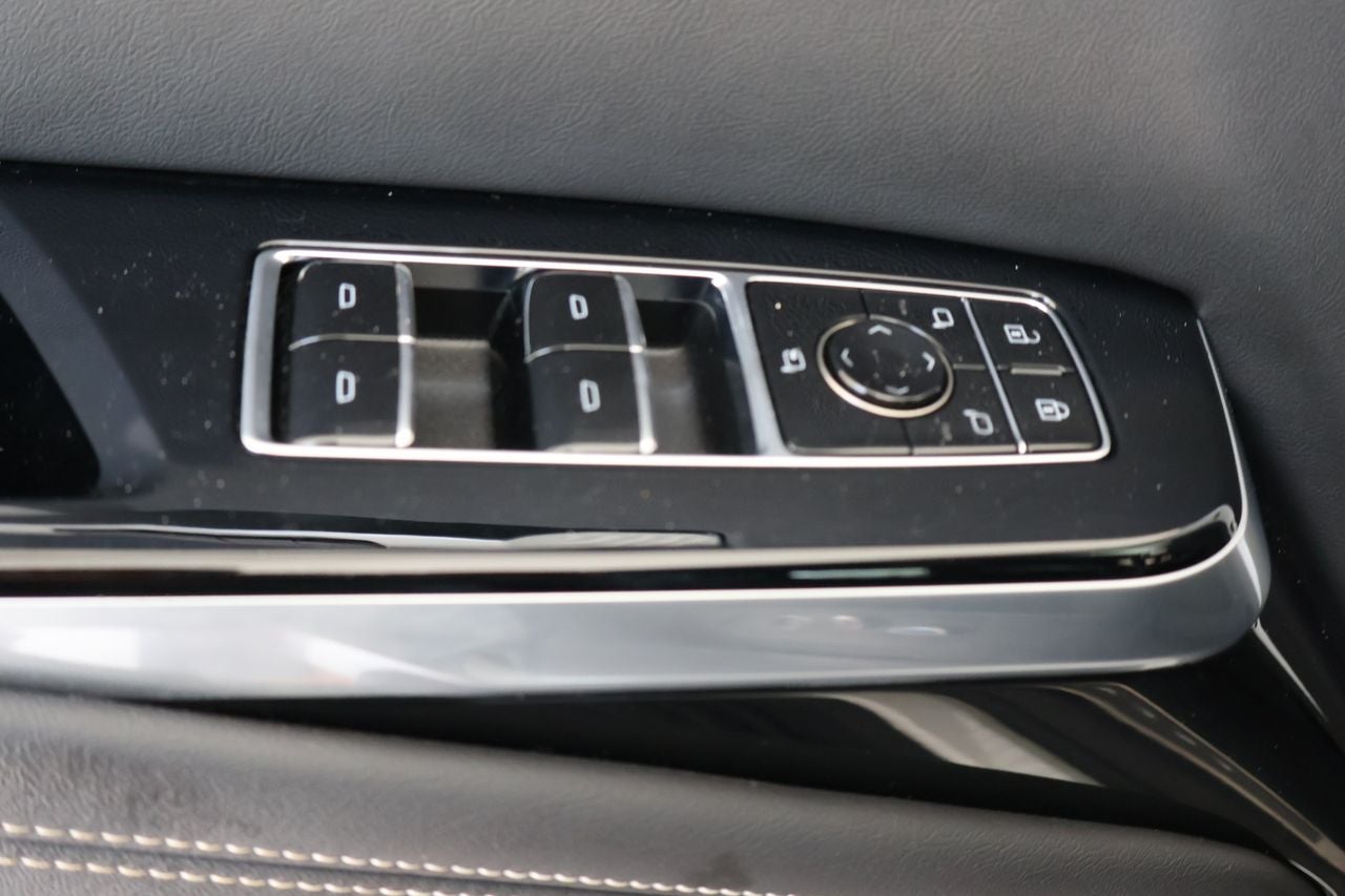 2025 Cadillac Escalade Premium Luxury