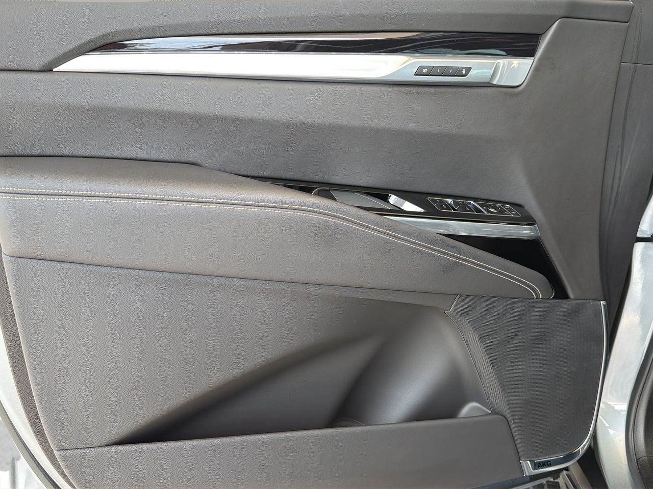 2025 Cadillac Escalade Sport