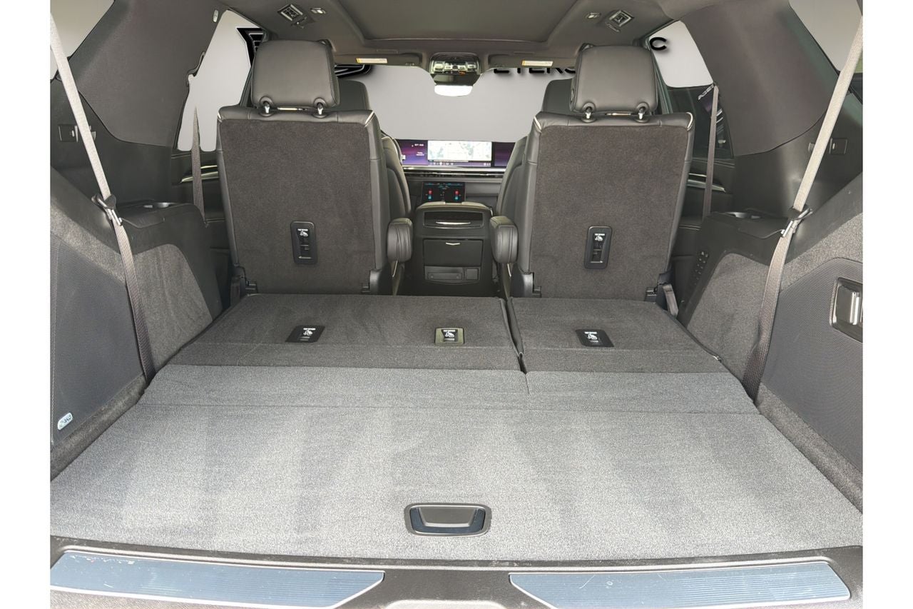 2025 Cadillac Escalade Sport