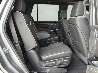 2025 Cadillac Escalade Sport