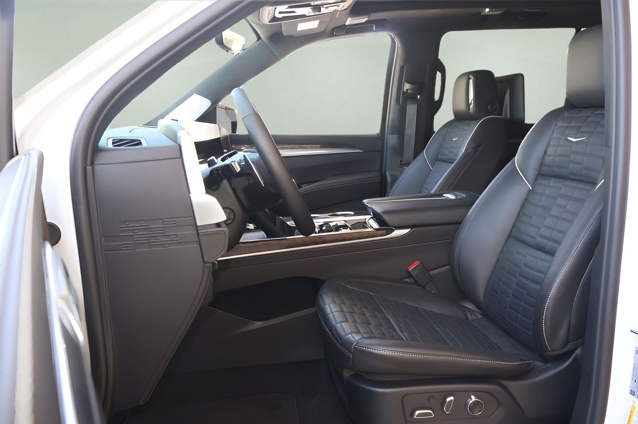 2026 Cadillac Escalade ESV Platinum Edition