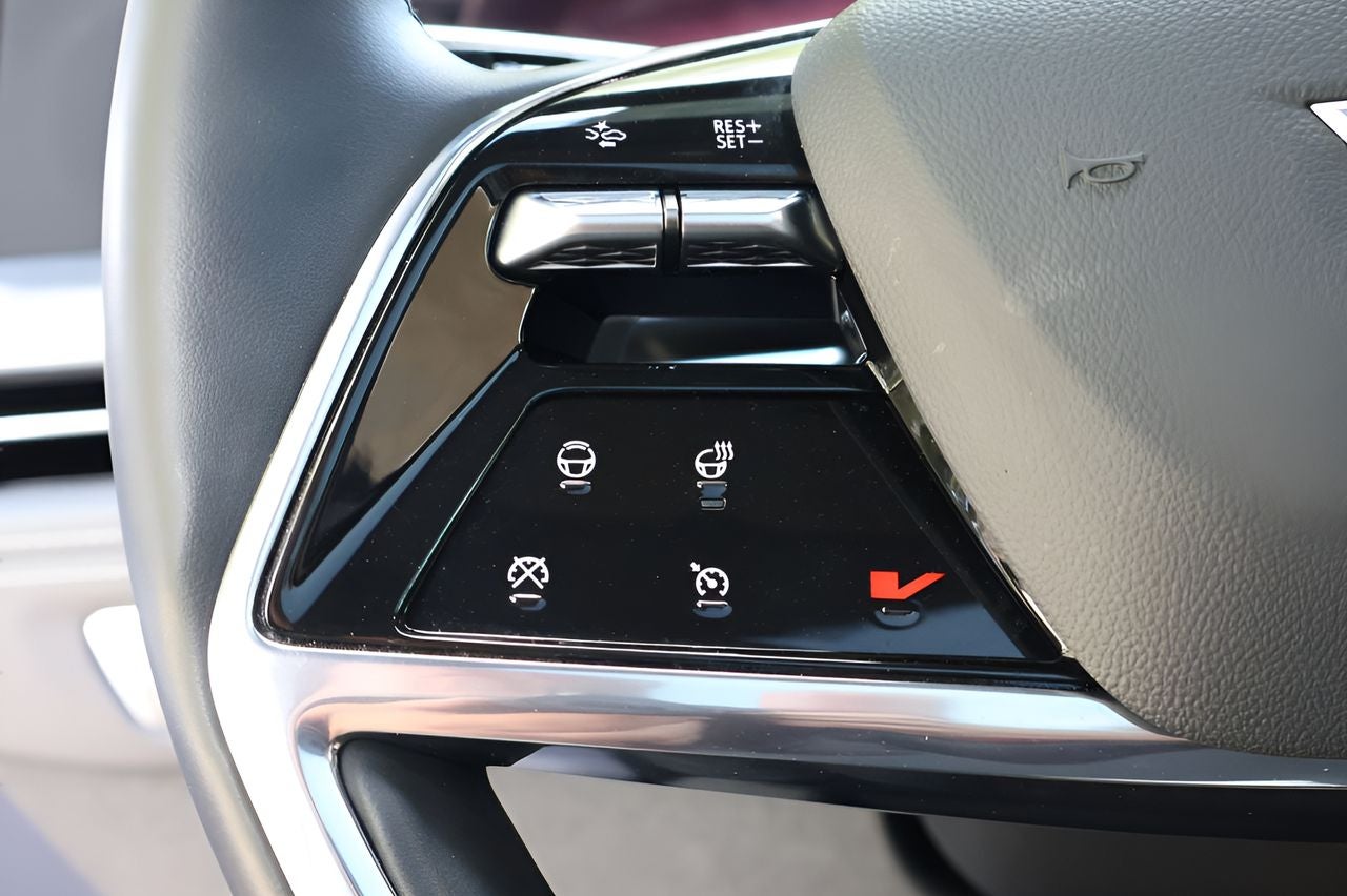2025 Cadillac ESCALADE IQ Luxury 1