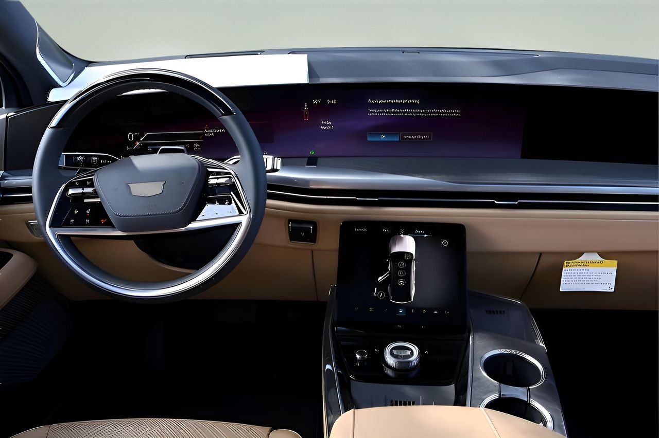 2025 Cadillac ESCALADE IQ Luxury 2