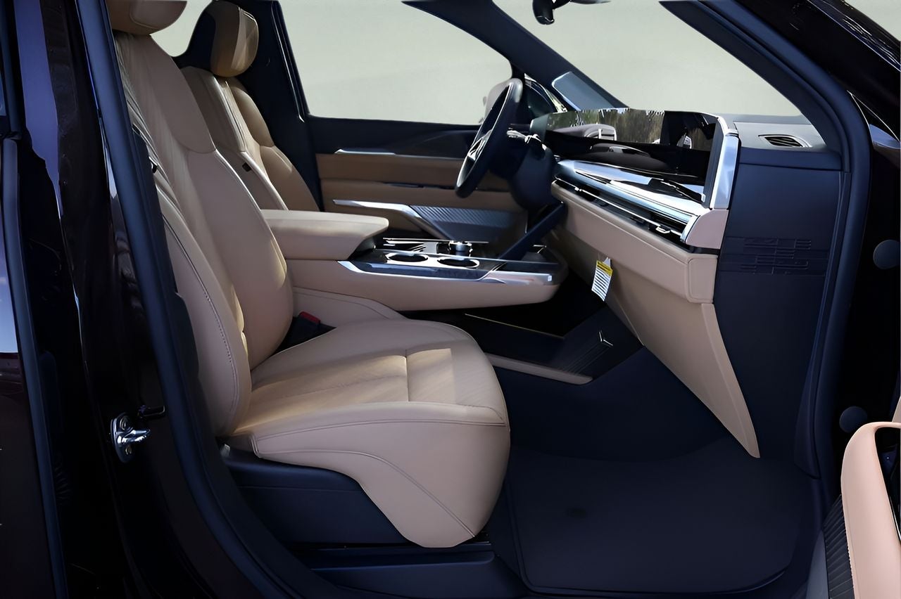 2025 Cadillac ESCALADE IQ Luxury 2