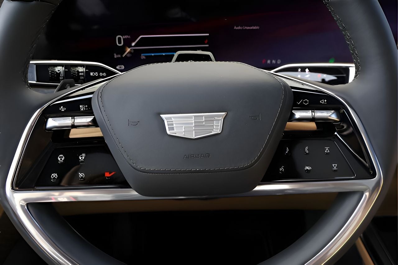 2025 Cadillac ESCALADE IQ Luxury 2