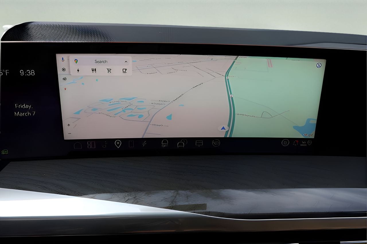 2025 Cadillac ESCALADE IQ Luxury 2