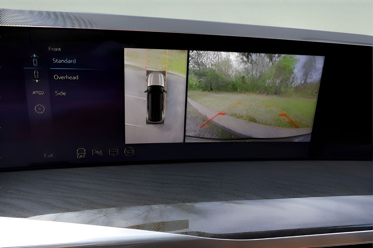 2025 Cadillac ESCALADE IQ Luxury 2