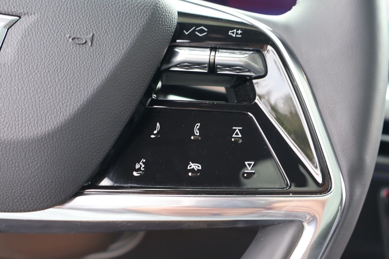 2025 Cadillac ESCALADE IQ Sport 1