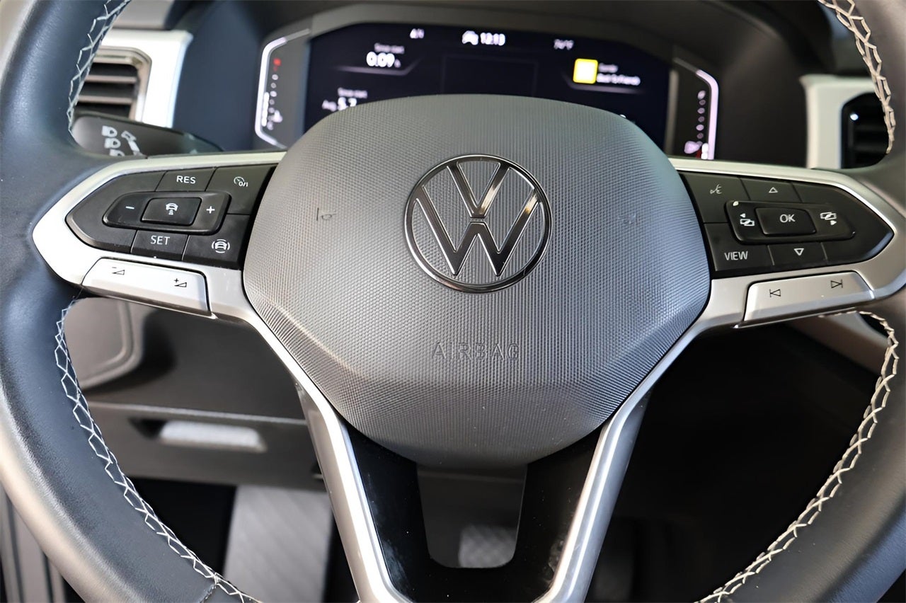 2022 Volkswagen Atlas Cross Sport 2.0T SE w/Technology