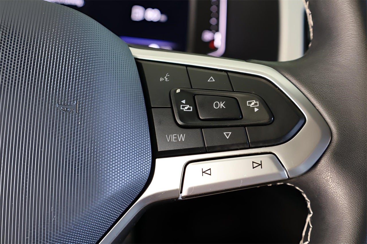 2022 Volkswagen Atlas Cross Sport 2.0T SE w/Technology