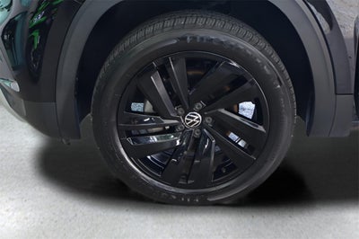 2022 Volkswagen Atlas Cross Sport 2.0T SE w/Technology