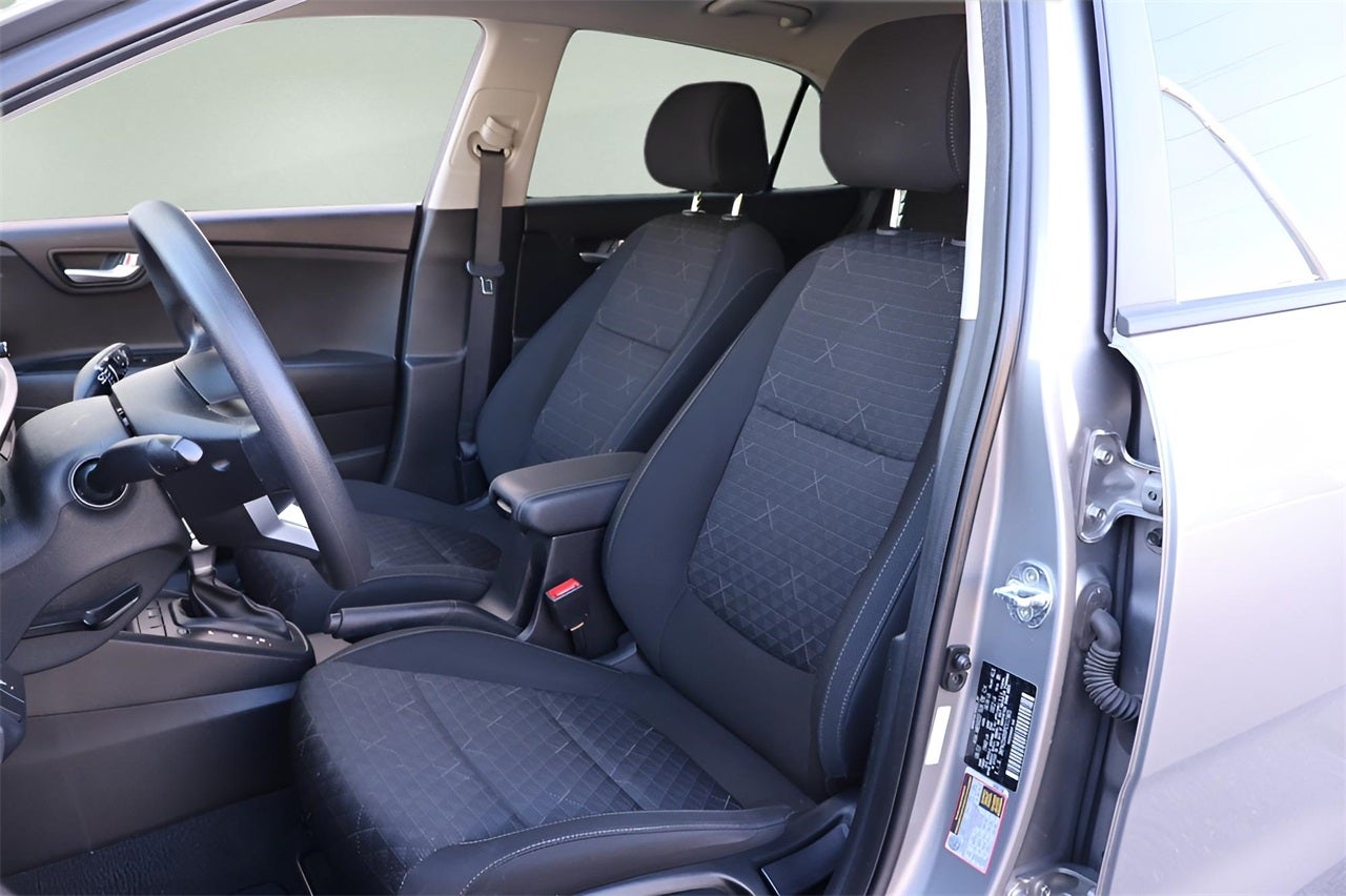 2023 Kia Rio S