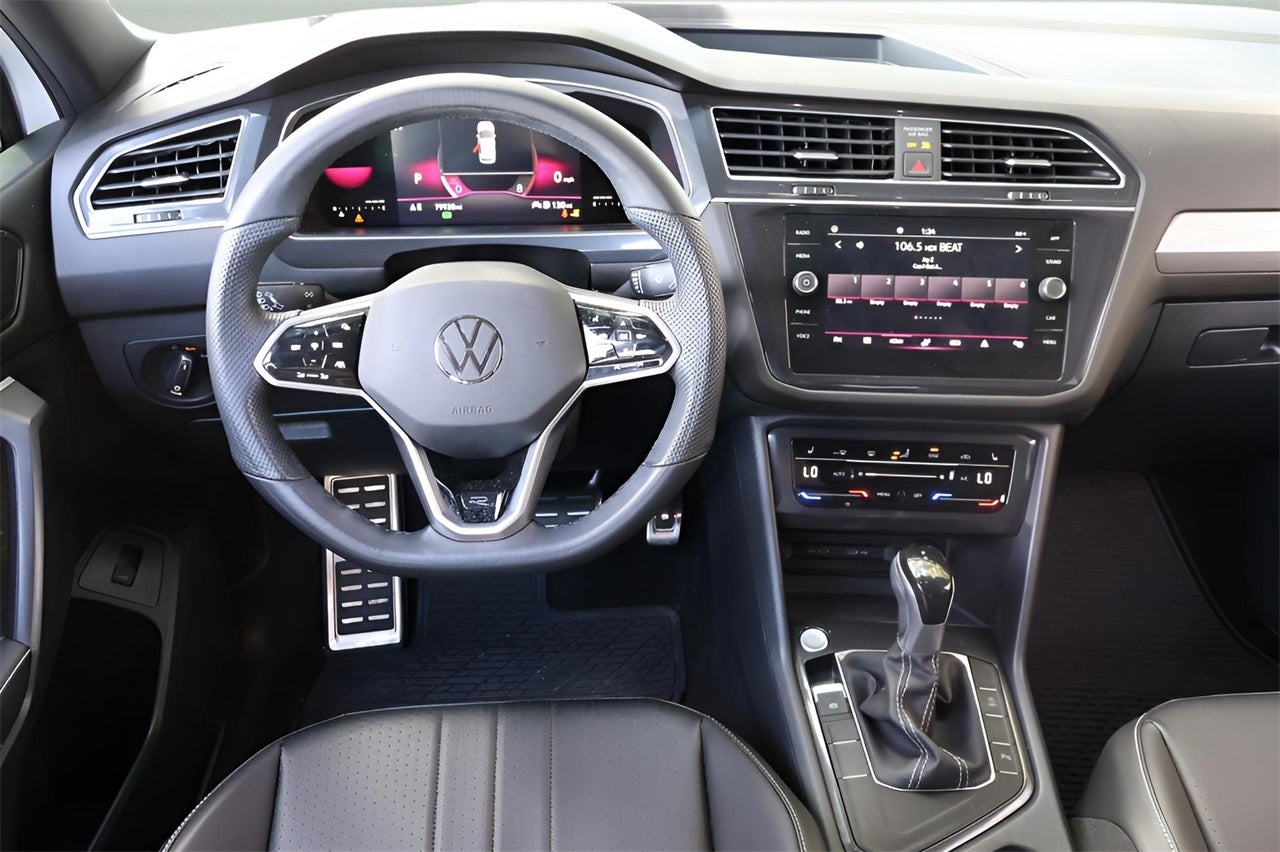 2022 Volkswagen Tiguan 2.0T SE R-Line Black