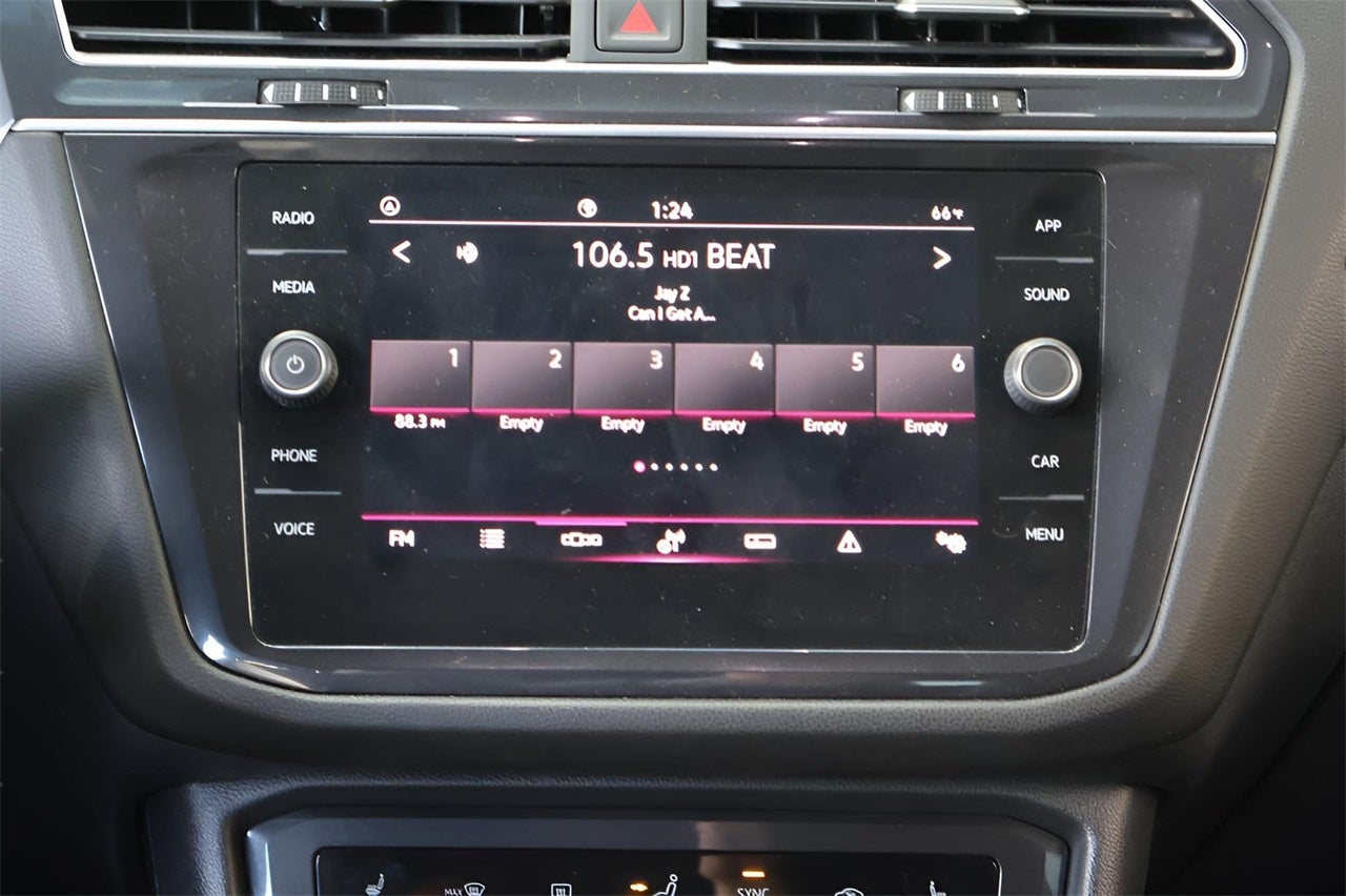 2022 Volkswagen Tiguan 2.0T SE R-Line Black