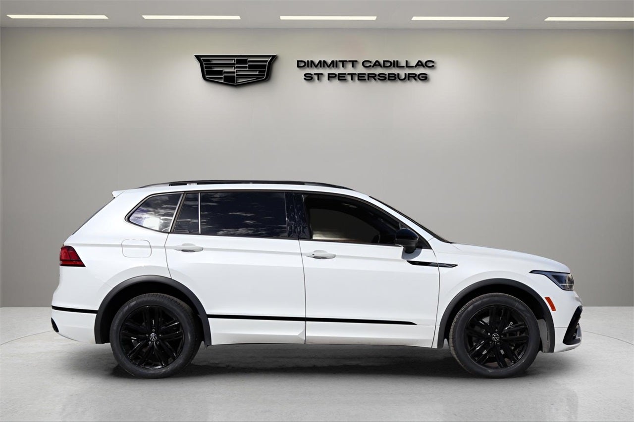 2022 Volkswagen Tiguan 2.0T SE R-Line Black