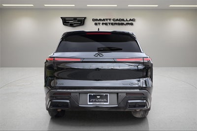 2025 INFINITI QX60 LUXE