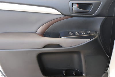 2018 Toyota Highlander LE
