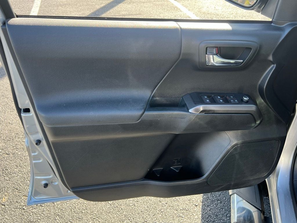 2017 Toyota Tacoma SR5 V6