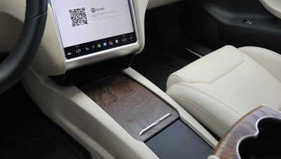 2018 Tesla Model S 75D