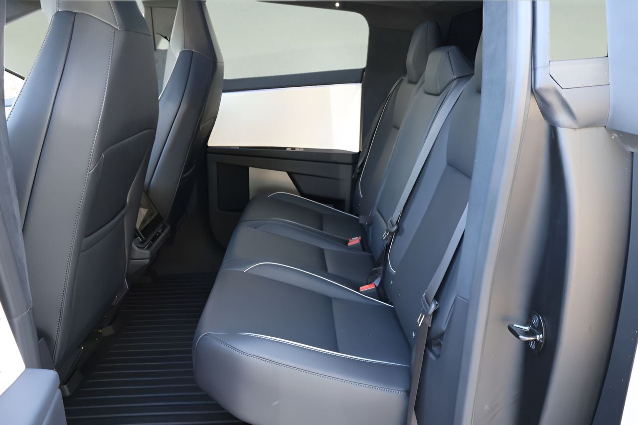 2024 Tesla Cybertruck Cyberbeast