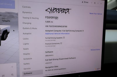 2024 Tesla Cybertruck Cyberbeast