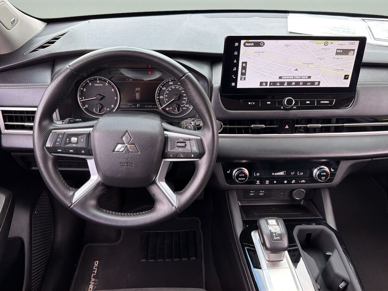 2025 Mitsubishi Outlander SE