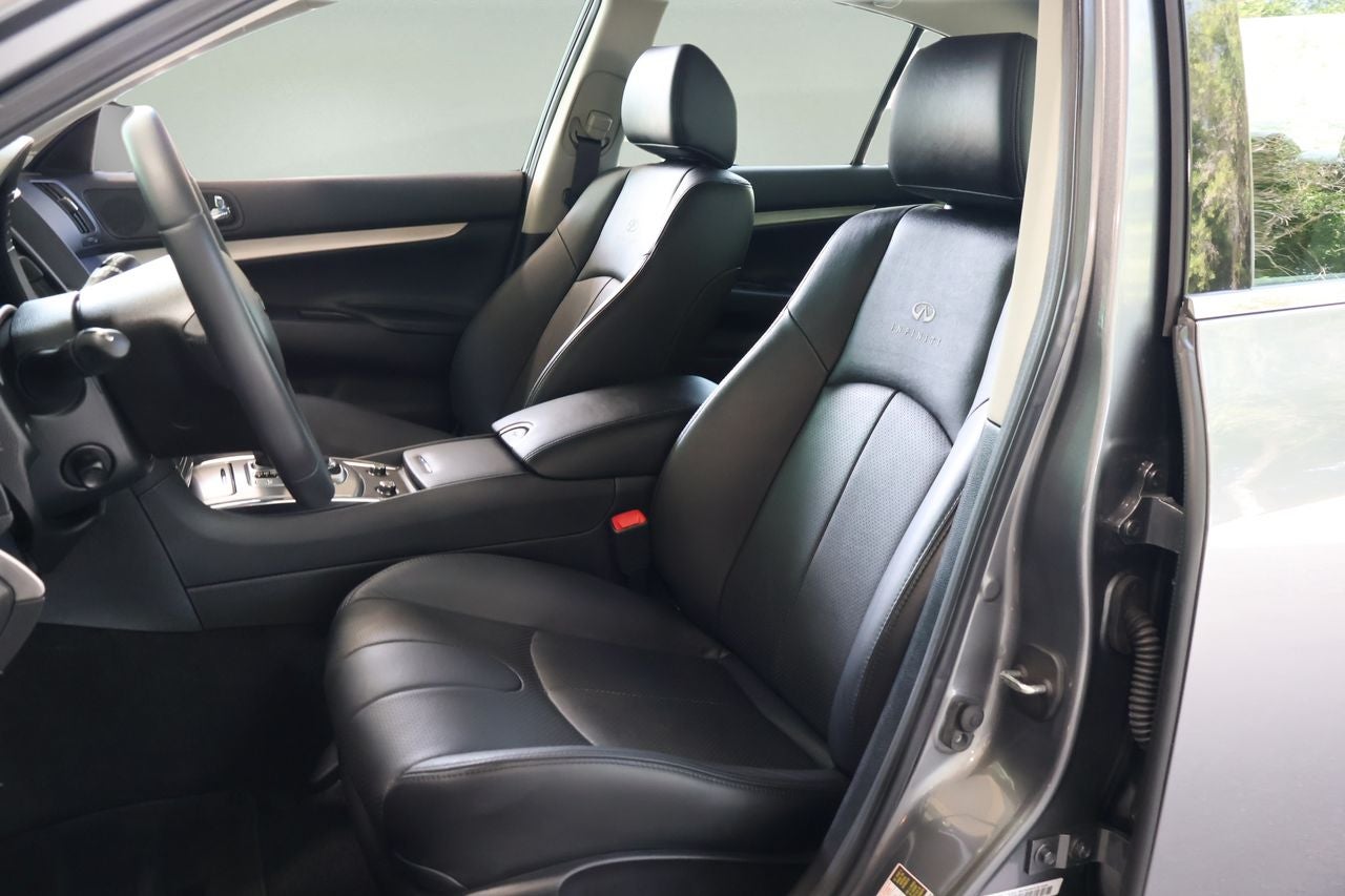2013 INFINITI G37 Journey