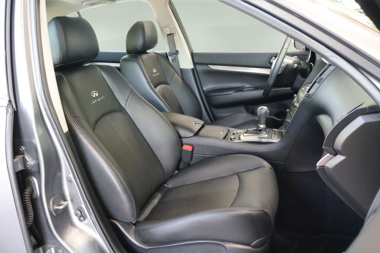 2013 INFINITI G37 Journey
