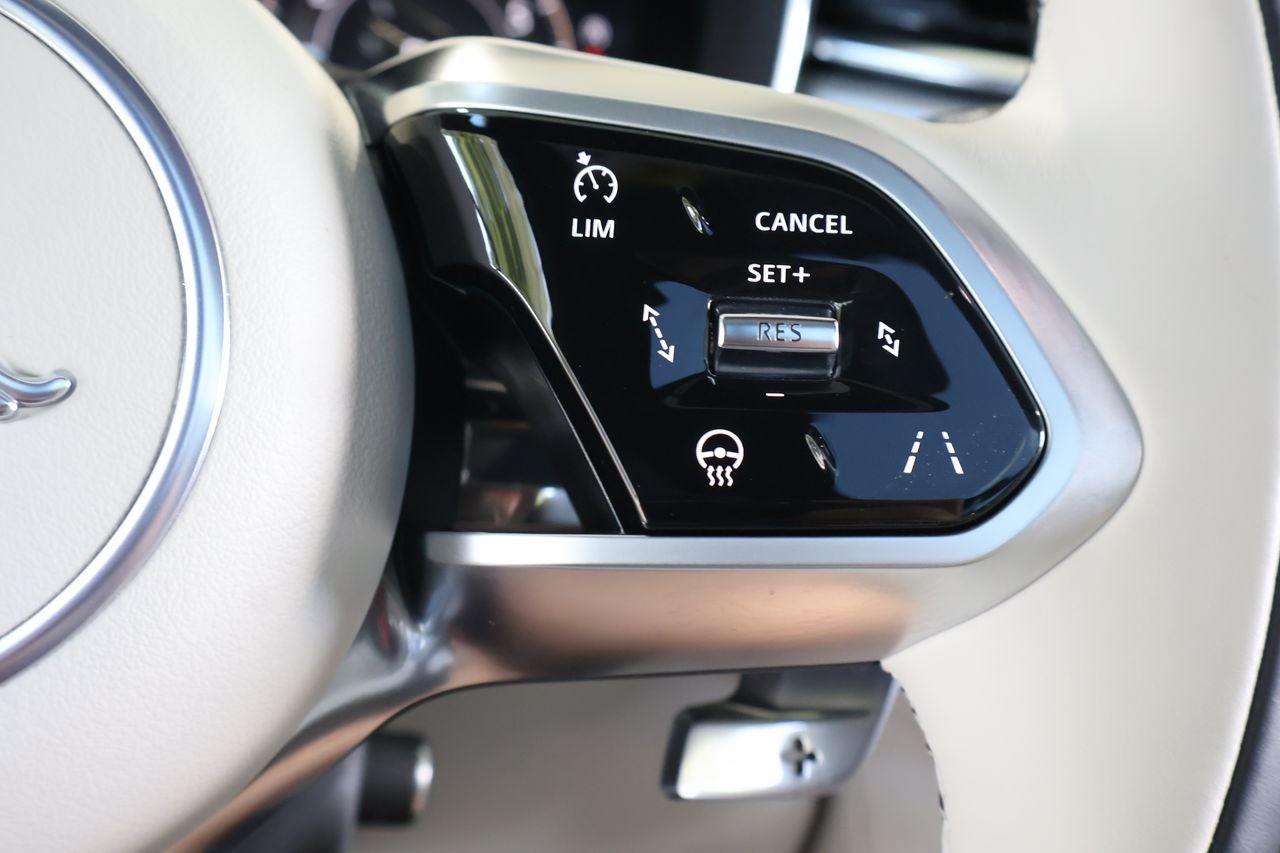 2024 Jaguar F-PACE P400 R-Dynamic S