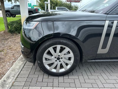 2026 Land Rover Range Rover SE LWB