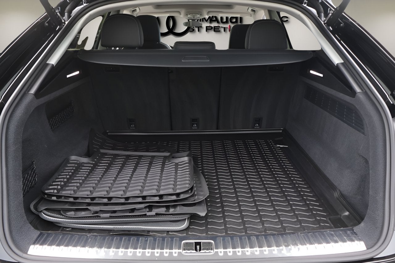 2023 Audi Q8 55 Premium quattro